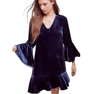 Anthro HD in Paris Bellbloom Velvet Shift Dress